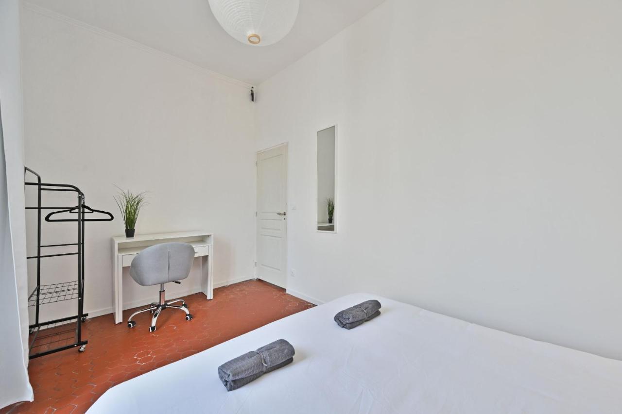 Appartamento Au Roi Rene - Ac Clim - Wifi Avignone Esterno foto